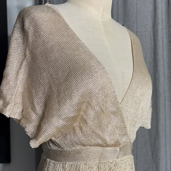 VINTAGE Y2K bebe Metallic Gold V-Neck Blouse - Picture 3 of 9